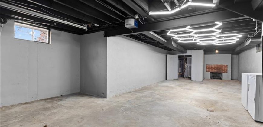 Homes for Sale in Kansas City, MO 64118 | 5405 N Central Street