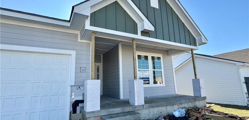 Homes for Sale in Kansas City, MO 64154 | 3017 NW 95th Terrace