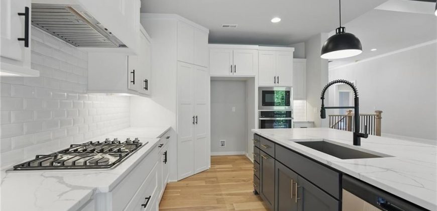 Homes for Sale in Kansas City, MO 64155 | 1406 NW 106th Terrace