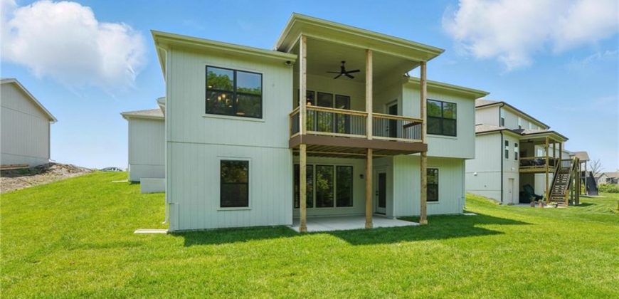 Homes for Sale in Kansas City, MO 64155 | 1406 NW 106th Terrace