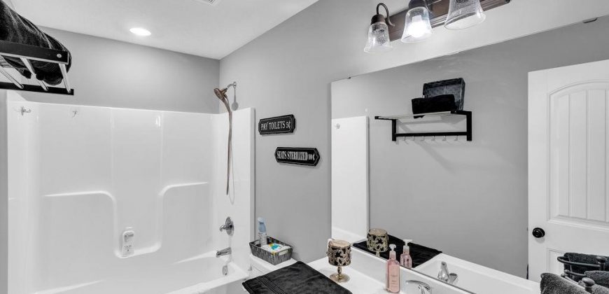 Homes for Sale in Kansas City, MO 64157 | 11709 N Windsor Avenue