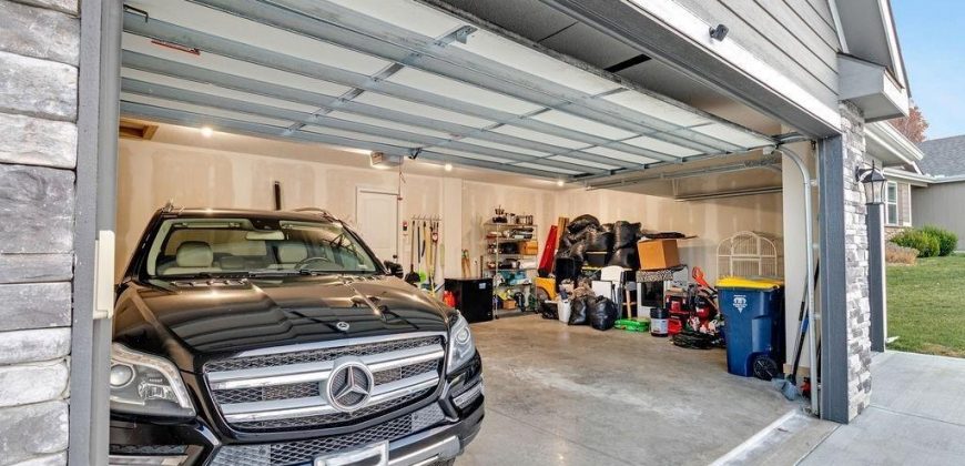 Homes for Sale in Kansas City, MO 64157 | 11709 N Windsor Avenue