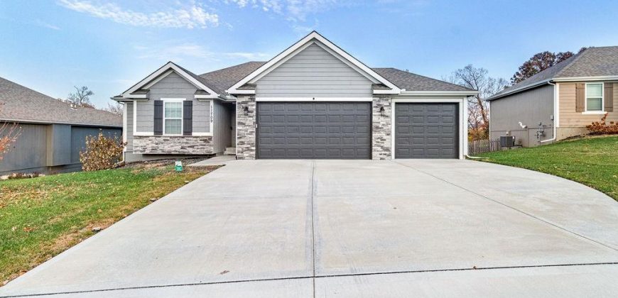 Homes for Sale in Kansas City, MO 64157 | 11709 N Windsor Avenue