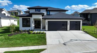 Homes for Sale in Parkville, MO 64152 | 9815  Ambrosia Lane