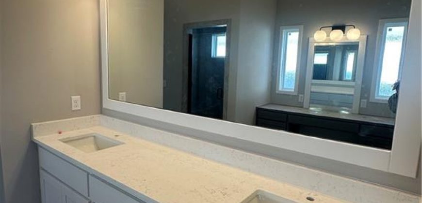 Homes for Sale in Parkville, MO 64152 | 7040 NW Forest Lakes Drive