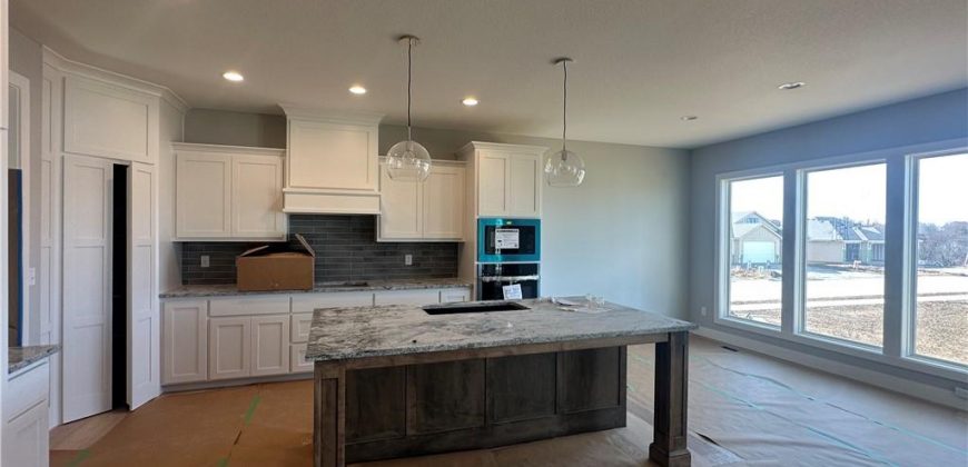 Homes for Sale in Parkville, MO 64152 | 7040 NW Forest Lakes Drive