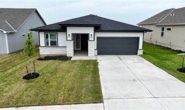 Homes for Sale in Kansas City, MO 64155 | 1716 NW 104th Terrace