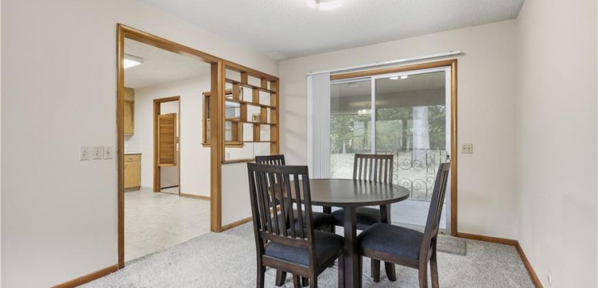 Homes for Sale in Lake Waukomis, MO 64151 | 610 NW North Shore Drive