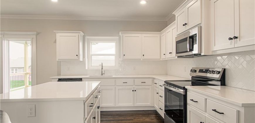 Homes for Sale in Kansas City, MO 64156 | 11821 N Wheeling Avenue