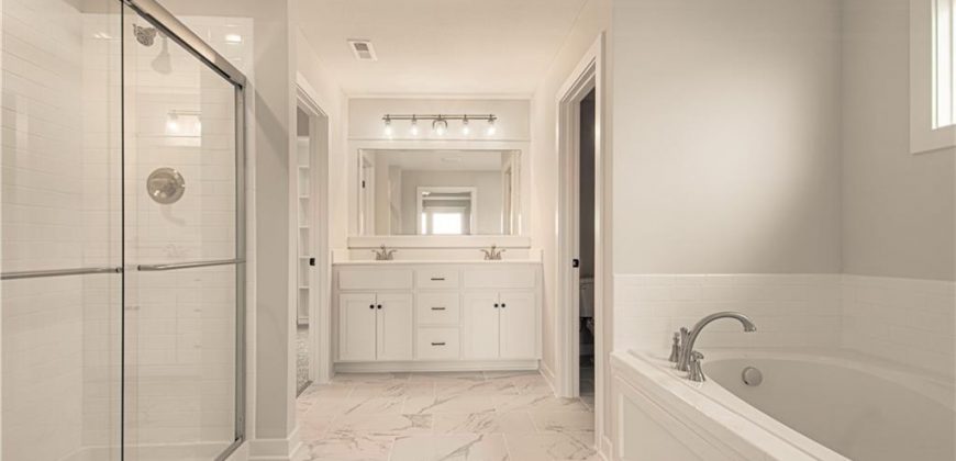 Homes for Sale in Kansas City, MO 64156 | 11821 N Wheeling Avenue