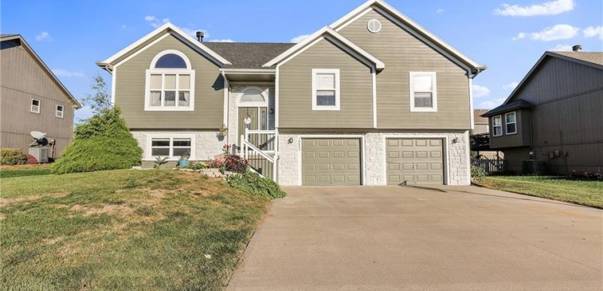 Homes for Sale in Kansas City, MO 64157 | 10823 N Oakland Avenue