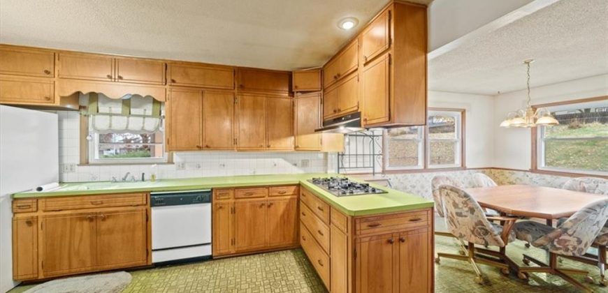 Homes for Sale in Kansas City, MO 64118 | 4942 N Flora Avenue