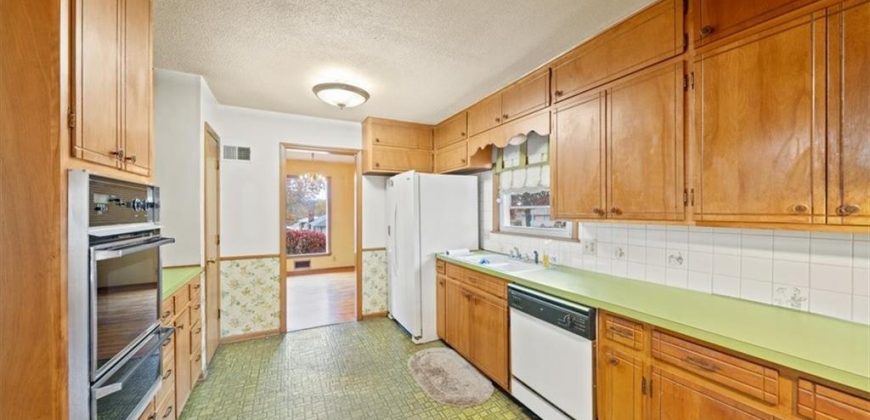 Homes for Sale in Kansas City, MO 64118 | 4942 N Flora Avenue