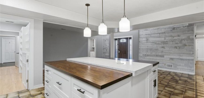 Homes for Sale in Excelsior Springs, MO 64024 | 1606  Lynn Road