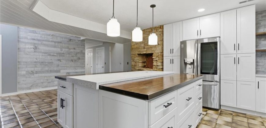 Homes for Sale in Excelsior Springs, MO 64024 | 1606  Lynn Road