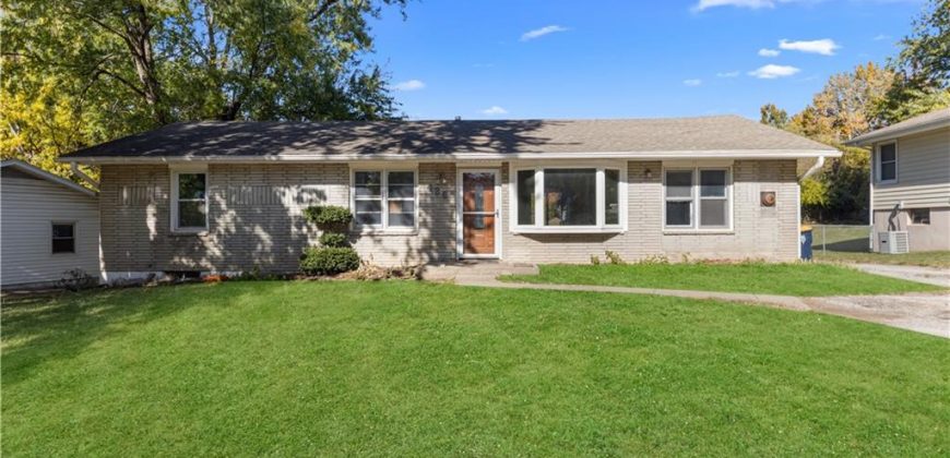 Homes for Sale in Kansas City, MO 64118 | 426 NW 81st Street