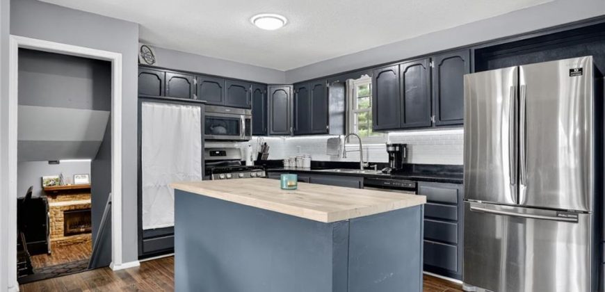 Homes for Sale in Kansas City, MO 64155 | 1016 NE 104 Terrace