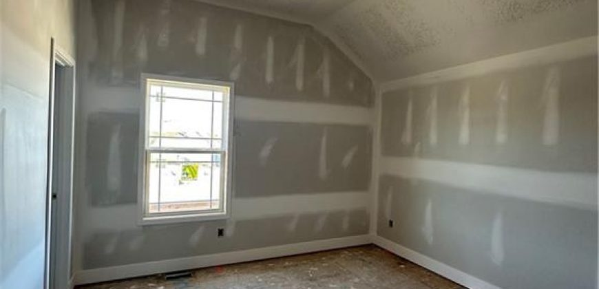 Homes for Sale in Parkville, MO 64152 | 7040 NW Yulich Court