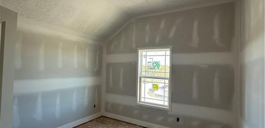 Homes for Sale in Parkville, MO 64152 | 7040 NW Yulich Court