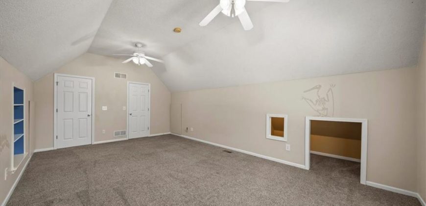 Homes for Sale in Liberty, MO 64068 | 1044  Silverleaf Lane