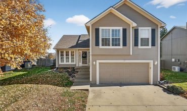 Homes for Sale in Kansas City, MO 64158 | 7435 N Lewis Avenue