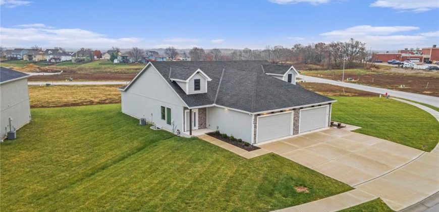 Homes for Sale in Smithville, MO 64089 | 709  Ridge Drive