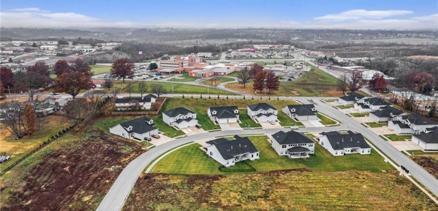 Homes for Sale in Smithville, MO 64089 | 709  Ridge Drive