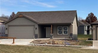 Homes for Sale in Kearney, MO 64060 | 2125  Greenfield Point