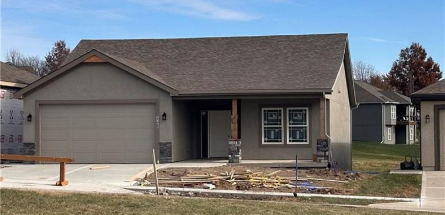 Homes for Sale in Kearney, MO 64060 | 2125  Greenfield Point