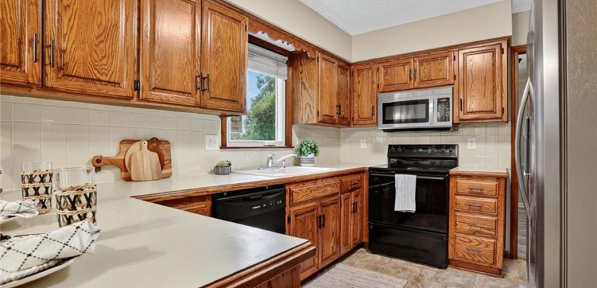 Homes for Sale in Liberty, MO 64068 | 1420  Andrea Drive