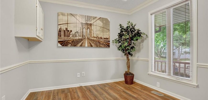 Homes for Sale in Liberty, MO 64068 | 1420  Andrea Drive