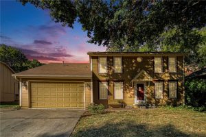 5820-N-Indiana-Avenue-mls-2578186-image-1