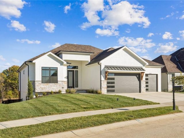 Homes for Sale in Riverside, MO 64150 | 5146 NW 47th Terrace