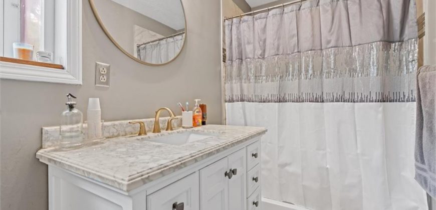 Homes for Sale in Kansas City, MO 64152 | 9705 NW Hampton Woods Drive