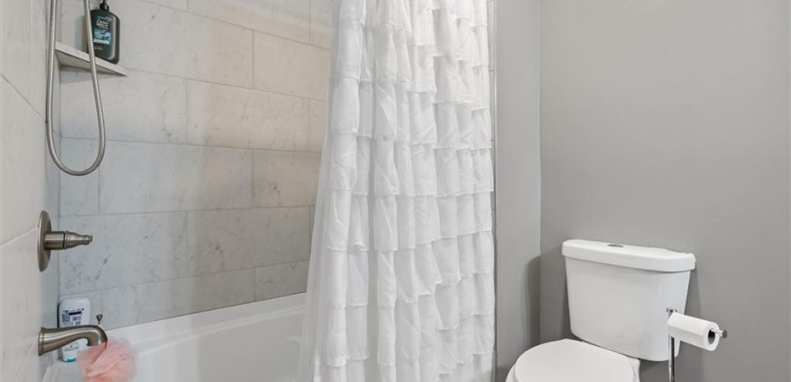 Homes for Sale in Kansas City, MO 64152 | 9705 NW Hampton Woods Drive