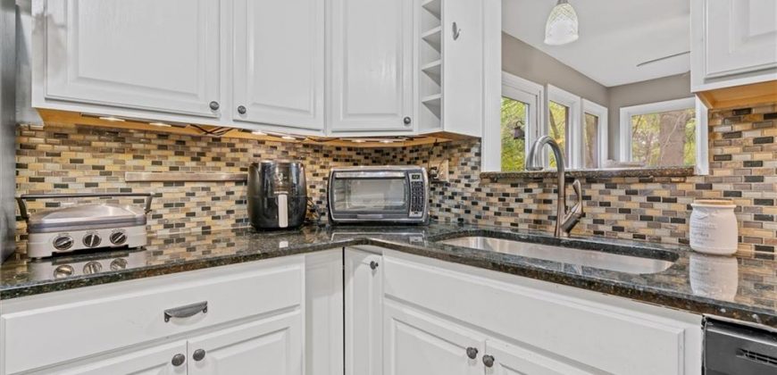 Homes for Sale in Kansas City, MO 64152 | 9705 NW Hampton Woods Drive