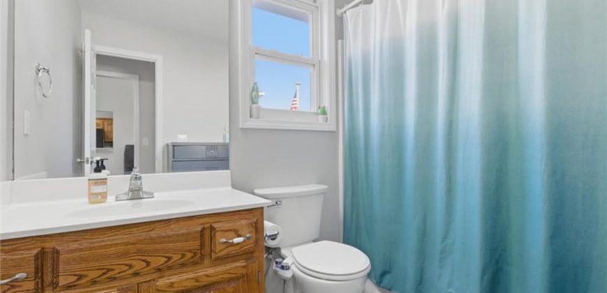 Homes for Sale in Kansas City, MO 64157 | 11004 N Hunter Avenue