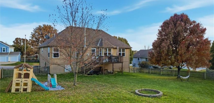 Homes for Sale in Kansas City, MO 64157 | 11004 N Hunter Avenue