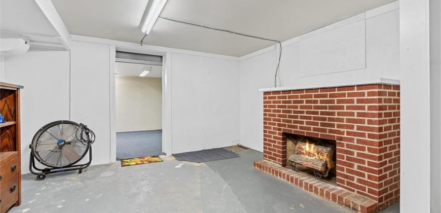 Homes for Sale in Liberty, MO 64068 | 336  Georgia Court