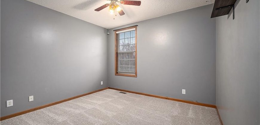 Homes for Sale in Kansas City, MO 64155 | 11264 N SUMMIT Street