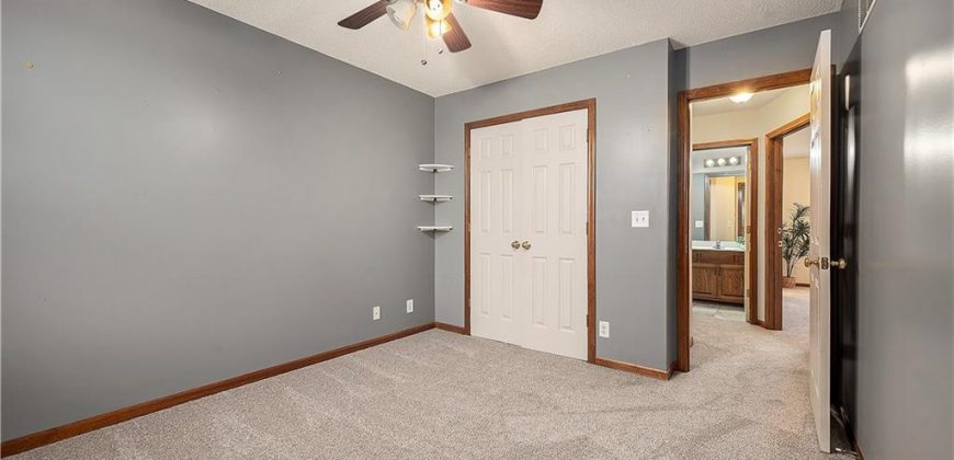 Homes for Sale in Kansas City, MO 64155 | 11264 N SUMMIT Street