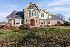 7801-N-Childress-Avenue-mls-2587185-image-1