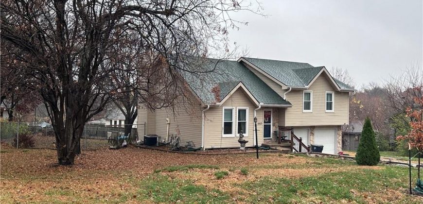 Homes for Sale in Kansas City, MO 64155 | 1412  114th Terrace