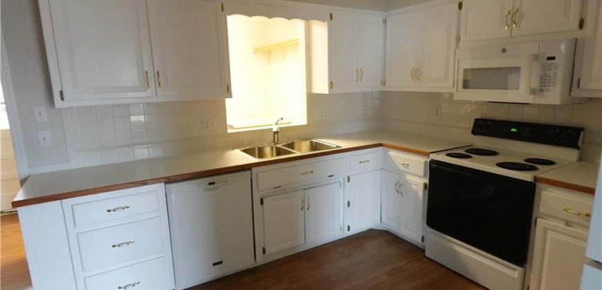 Homes for Sale in Kansas City, MO 64118 | 2010 NE 78th Street