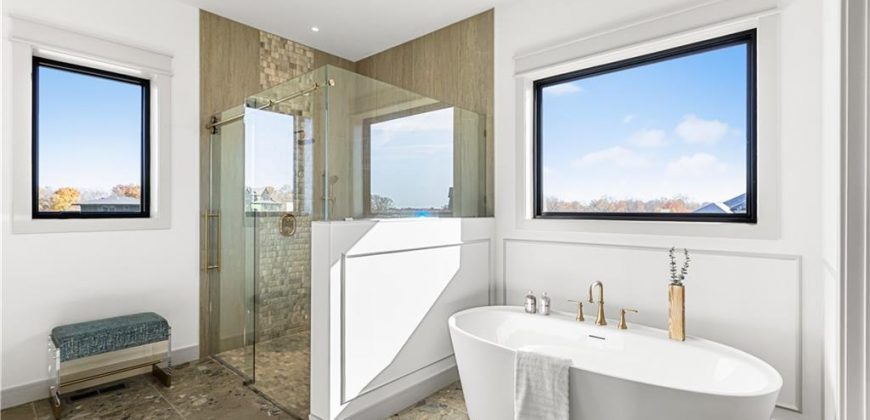 Homes for Sale in Parkville, MO 64152 | 7515 NW Fawn Circle