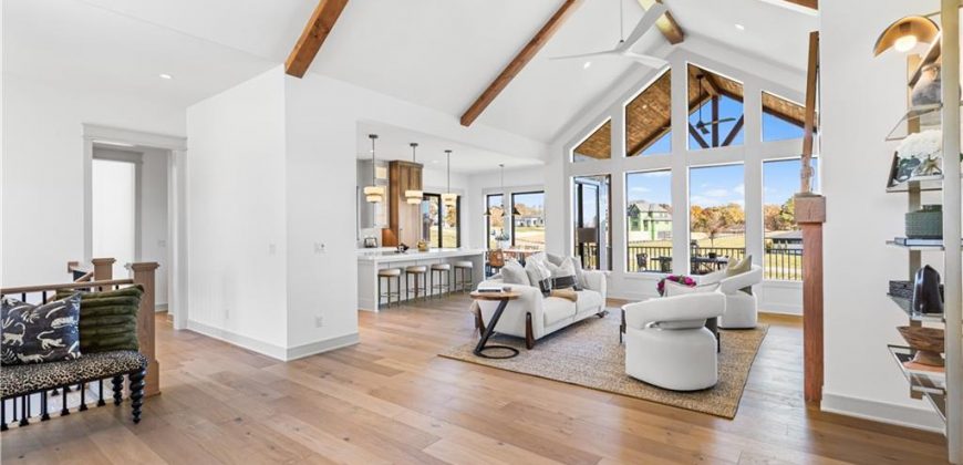 Homes for Sale in Parkville, MO 64152 | 7515 NW Fawn Circle