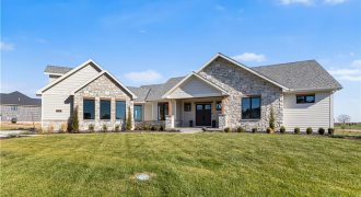 Homes for Sale in Parkville, MO 64152 | 7515 NW Fawn Circle