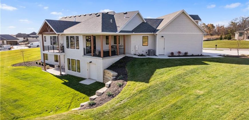 Homes for Sale in Parkville, MO 64152 | 7515 NW Fawn Circle