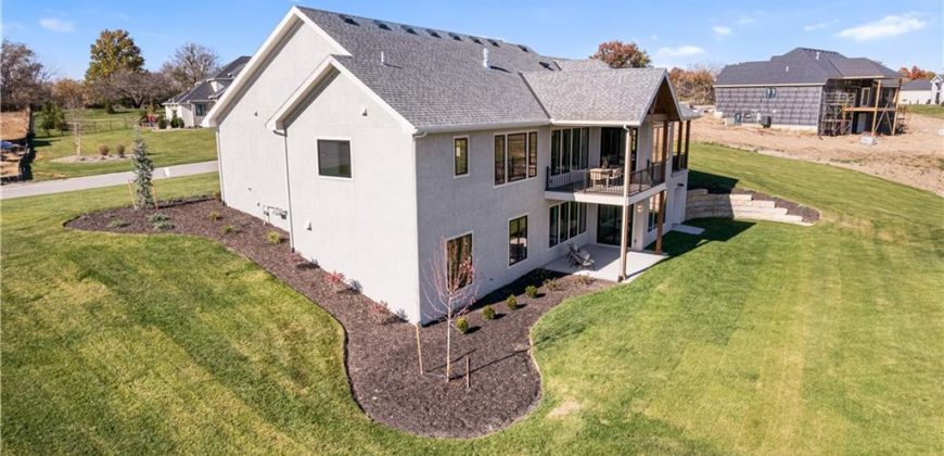 Homes for Sale in Parkville, MO 64152 | 7515 NW Fawn Circle