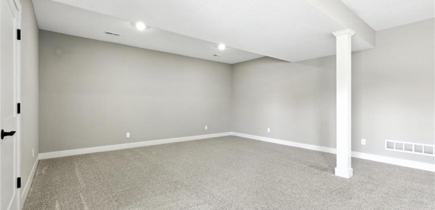 Homes for Sale in Kearney, MO 64060 | 2101  Crooked Creek Drive